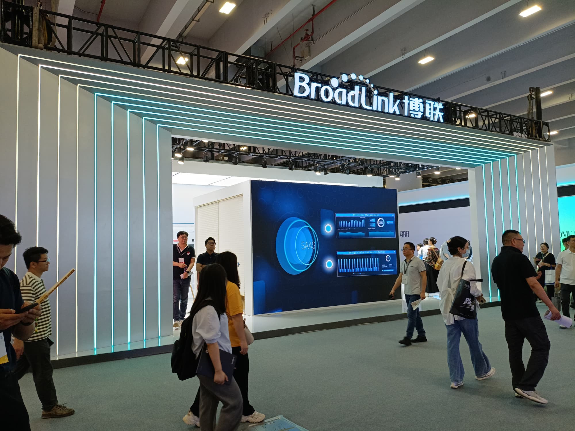 照明展差異化展臺(tái)設(shè)計(jì)，讓你的品牌一眼被記住