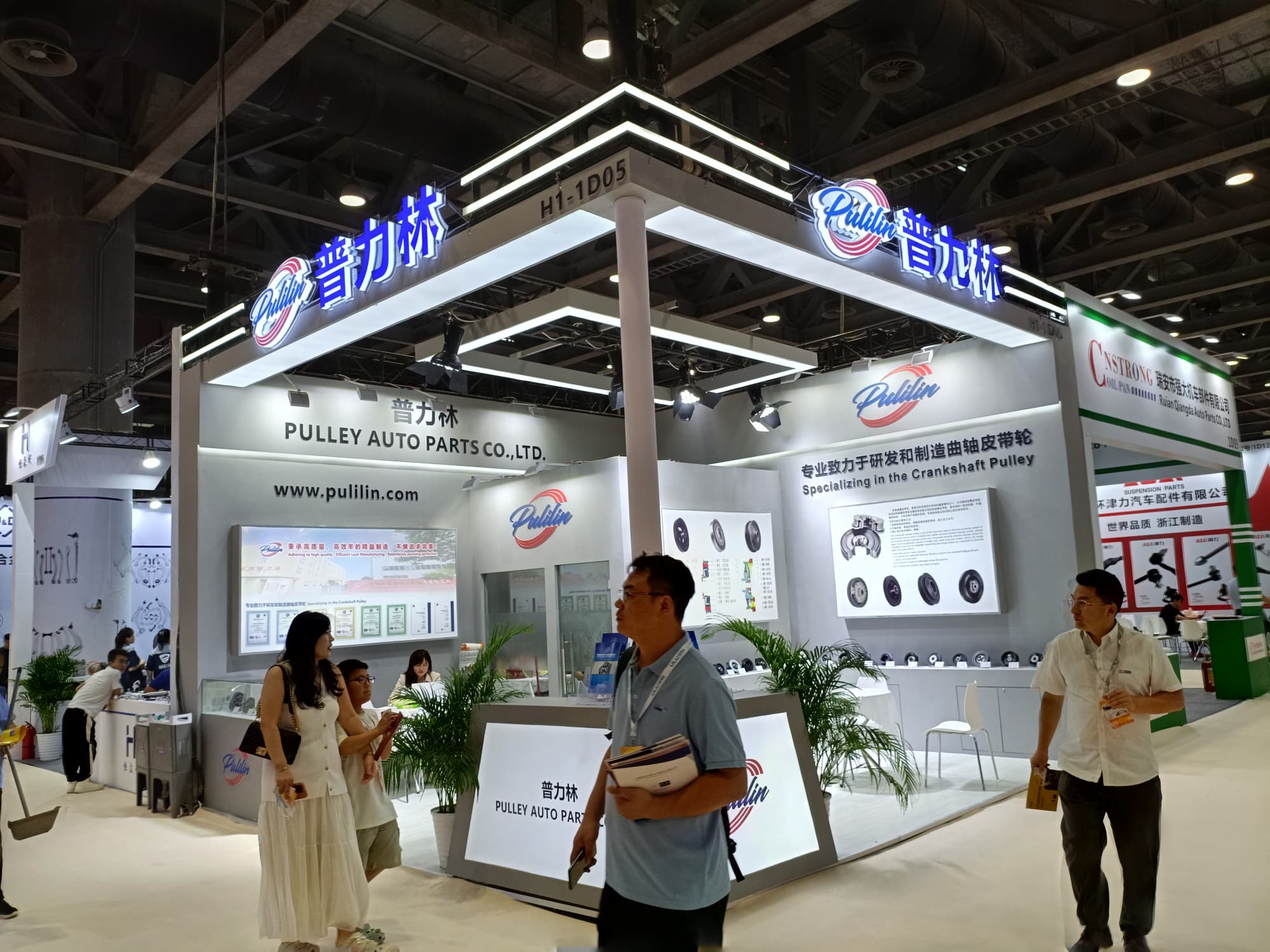 動態(tài)演示區(qū)如何讓軸承展臺成為媒體報道熱門打卡點