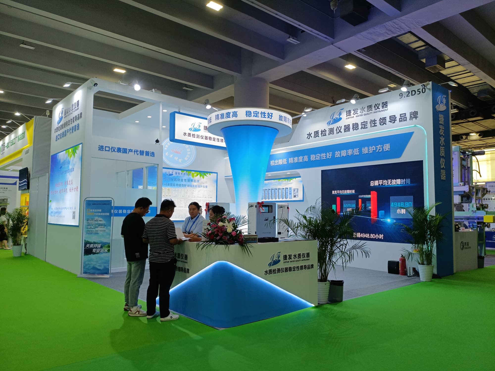 陶瓷展展臺(tái)搭建，提供完善維保與撤展一站式服務(wù)