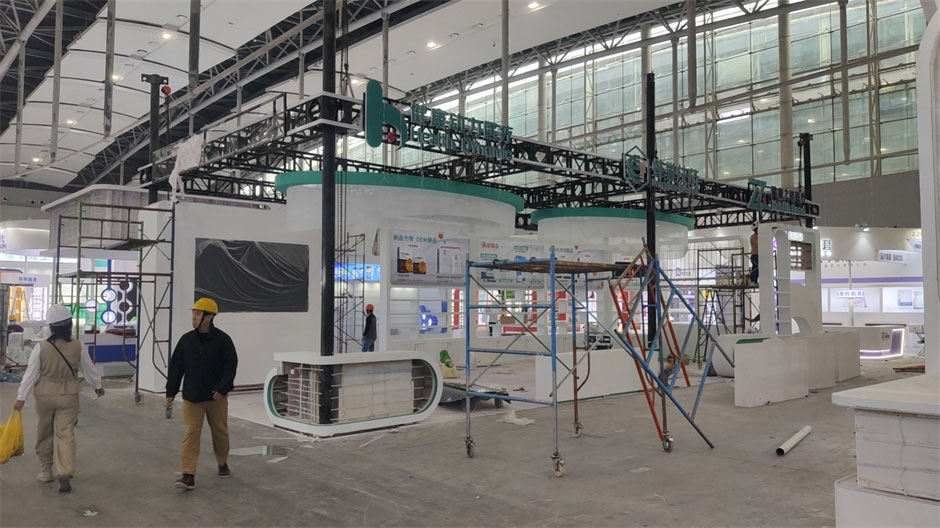 健康動(dòng)力醫(yī)療展覽展臺(tái)搭建現(xiàn)場(chǎng)