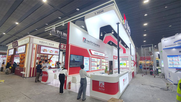 東方藥業(yè)展覽展臺(tái)搭建現(xiàn)場(chǎng)