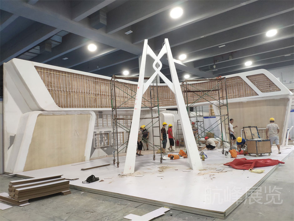 中交第二公路工程局展覽展臺(tái)搭建現(xiàn)場