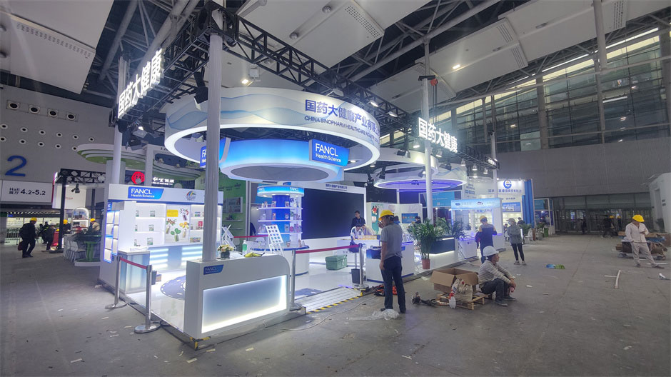 國(guó)藥大健康展覽展臺(tái)搭建現(xiàn)場(chǎng)