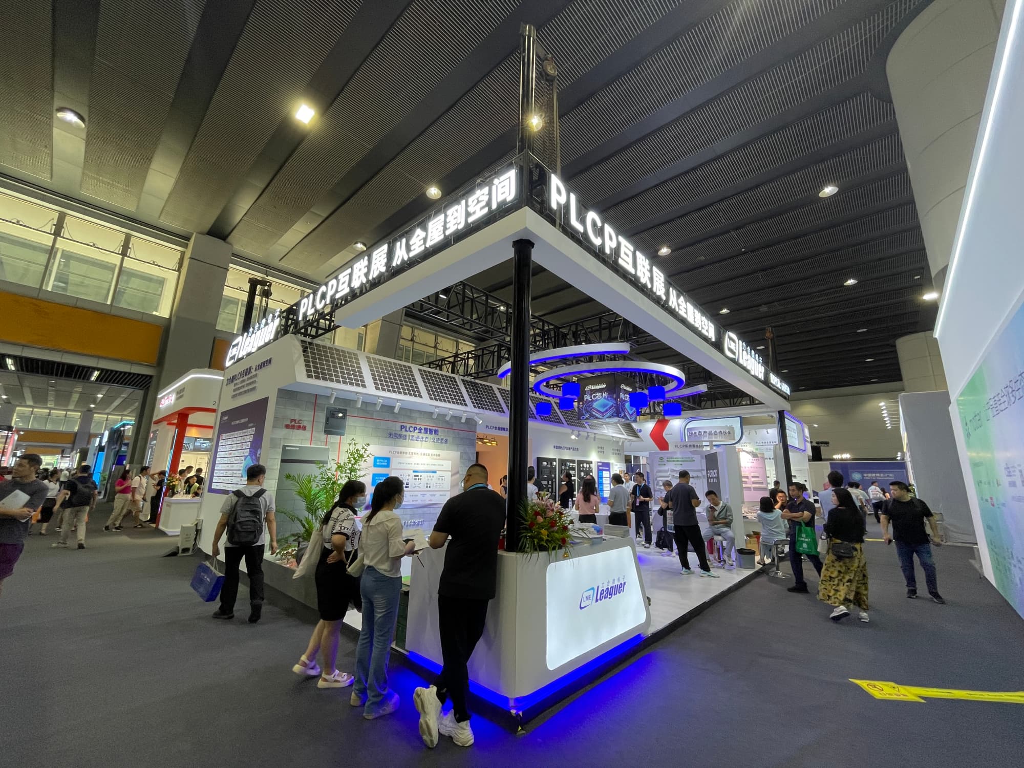 精準(zhǔn)匹配品牌調(diào)性，廣州建博會(huì)定制化展臺(tái)搭建服務(wù)