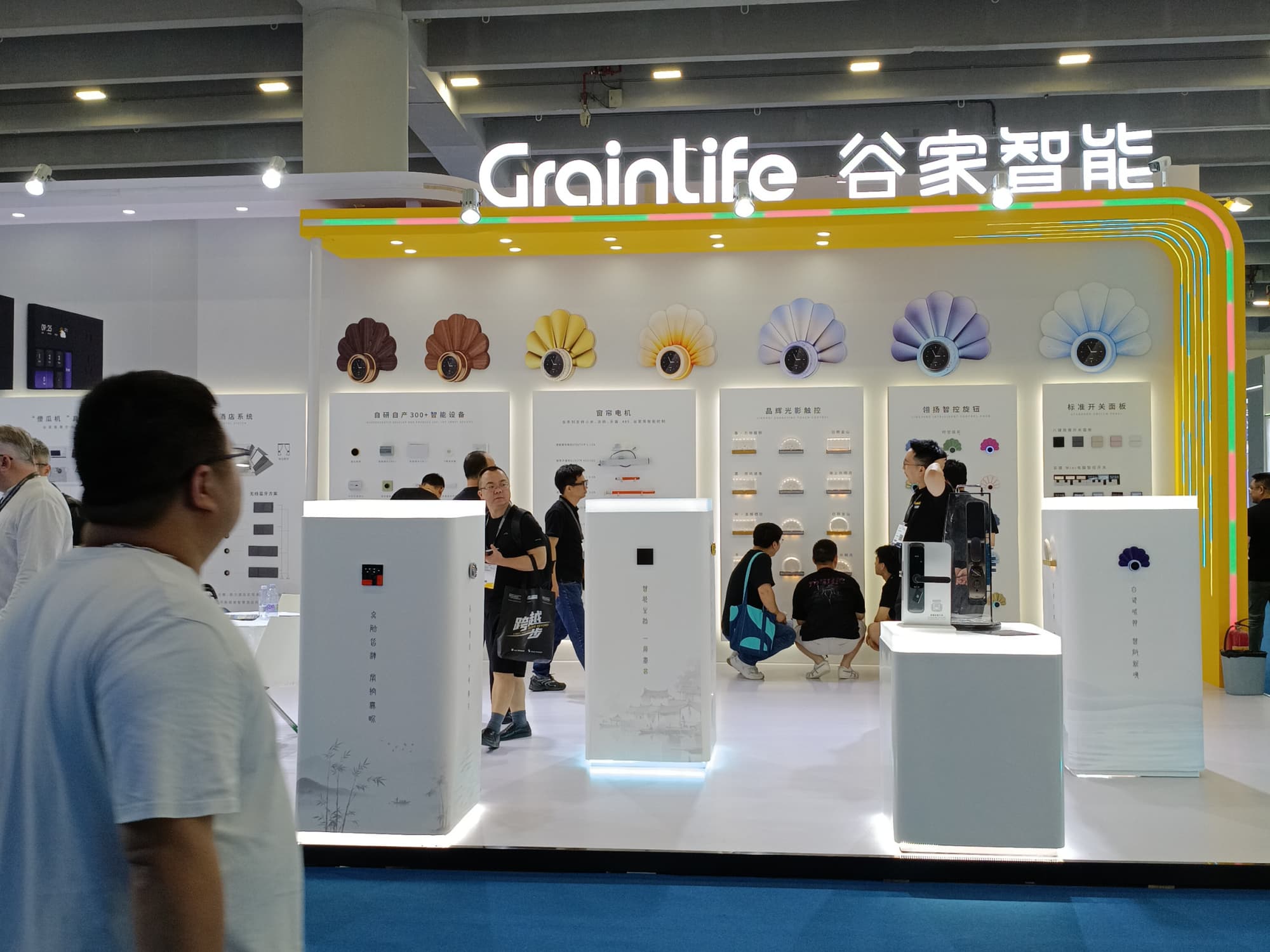 廣州照明展展臺(tái)難出彩？專業(yè)光影設(shè)計(jì)才是核心競爭力