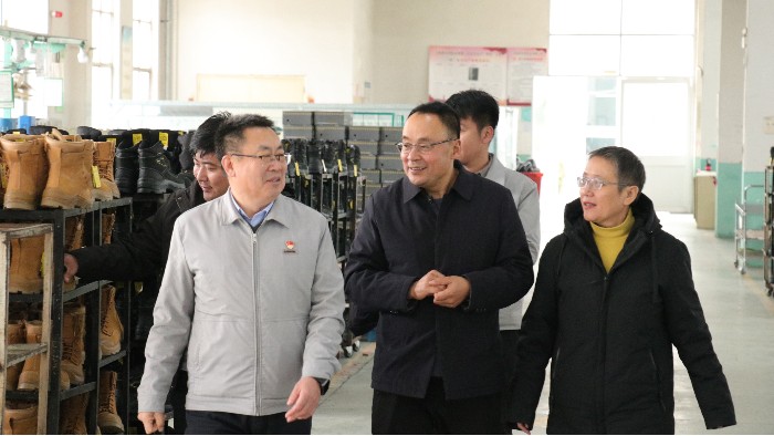 資訊|國(guó)內(nèi)著名集團(tuán)蒞臨百華鞋業(yè)，攜手打造合作新篇章！