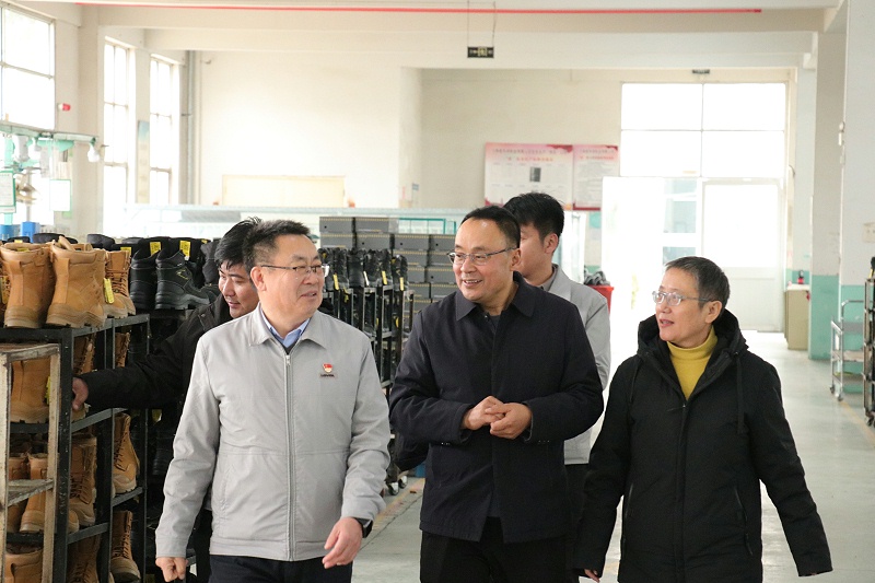 國(guó)內(nèi)著名集團(tuán)蒞臨百華鞋業(yè)，攜手打造合作新篇章！
