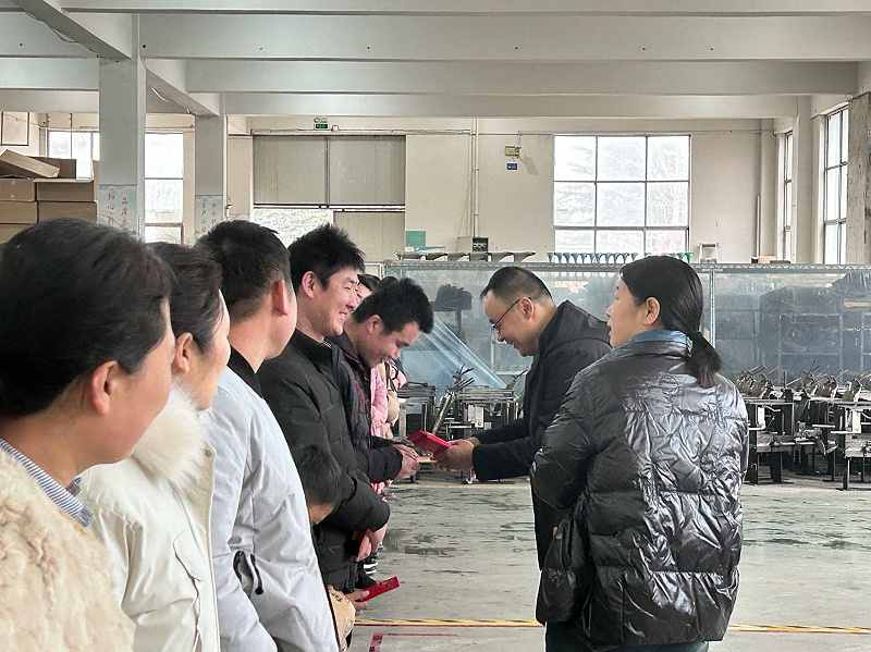 2024百華鞋業開工大吉！蓄勢起航，乘龍而上！